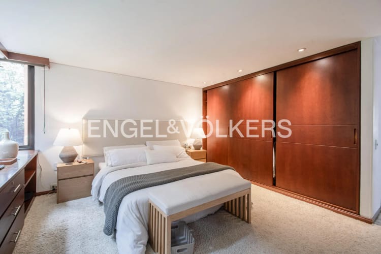 Apartamento de 3 alcobas en venta en Chicó Alto, Bogotá, 224 m² · foto 16 de 17