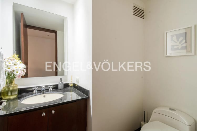 Apartamento de 3 alcobas en venta en Chicó Alto, Bogotá, 224 m² · foto 10 de 17