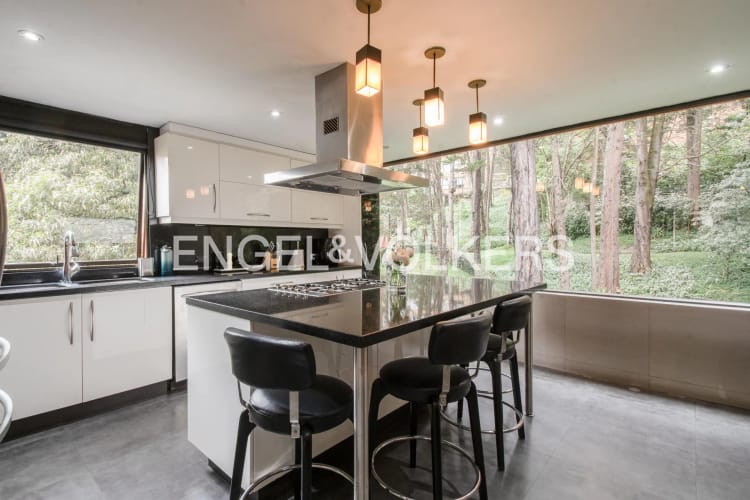 Apartamento de 3 alcobas en venta en Chicó Alto, Bogotá, 224 m² · foto 7 de 17