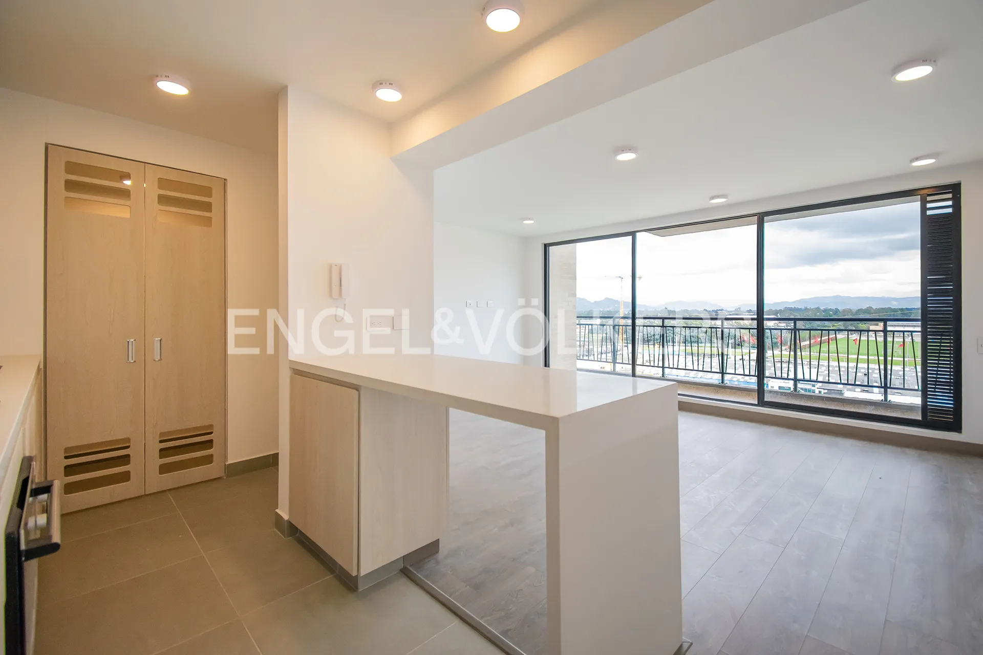 Apartamento en arriendo en Guaymaral, Bogotá · foto 3 de 14