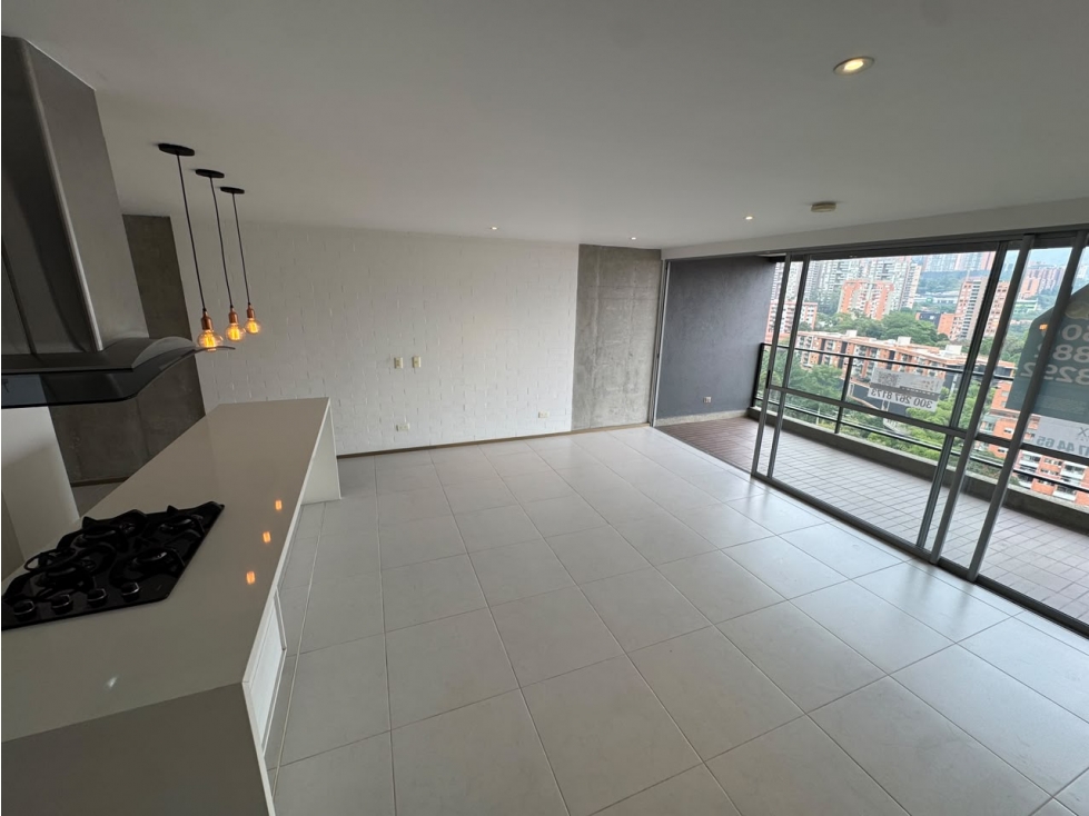 Apartamento en arriendo en Loma Del Esmeraldal, Envigado · foto 5 de 19