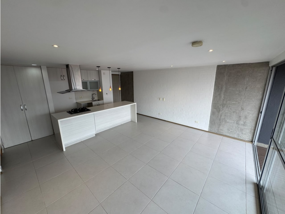 Apartamento en arriendo en Loma Del Esmeraldal, Envigado · foto 6 de 19