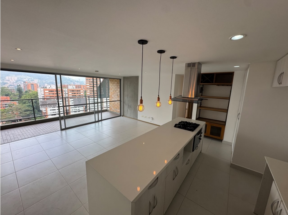 Apartamento en arriendo en Loma Del Esmeraldal, Envigado · foto 7 de 19