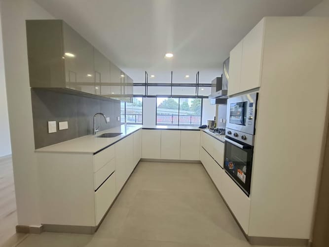 Apartamento de 3 alcobas en arriendo en La Esperanza Norte, Bogotá, 177 m² · foto 5 de 24
