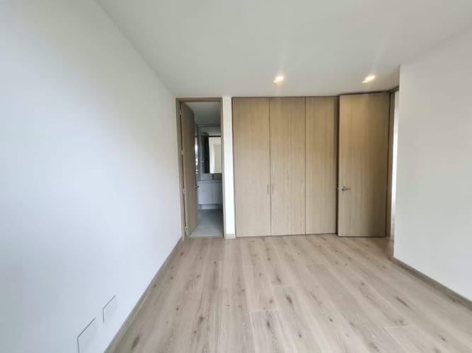 Apartamento de 3 alcobas en arriendo en La Esperanza Norte, Bogotá, 177 m² · foto 13 de 24