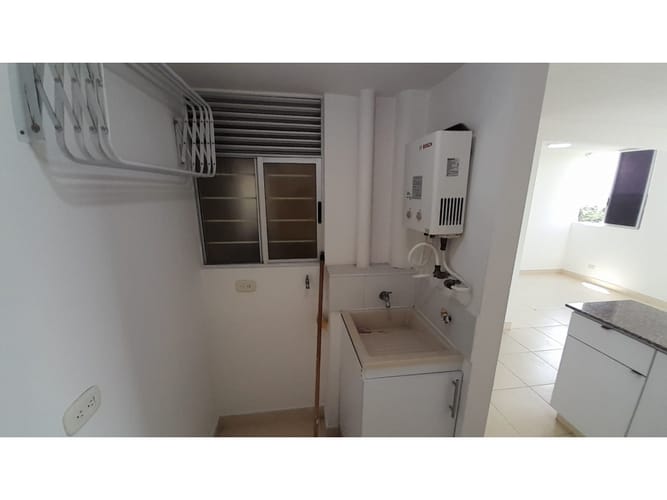 Apartamento de 2 alcobas en arriendo en Zona Industrial, Yumbo, 52 m² · foto 5 de 17