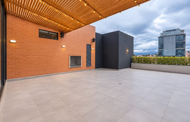 Apartamento de 2 alcobas en venta en Santa Barbara Oriental, Bogotá, 200 m² · foto 12 de 13