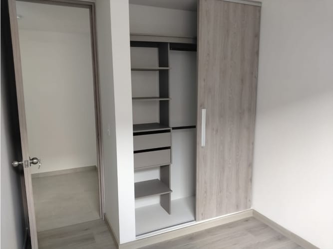 Apartamento de 3 alcobas en arriendo en Vegas De La Doctora, Sabaneta, 124 m² · foto 8 de 19