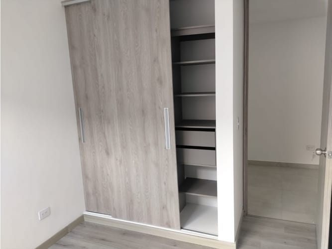 Apartamento de 3 alcobas en arriendo en Vegas De La Doctora, Sabaneta, 124 m² · foto 10 de 19