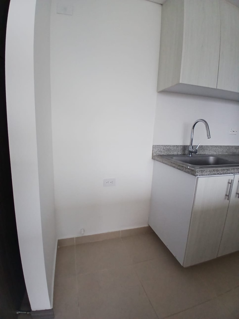 Apartamento en arriendo en La Ferreria, La Estrella · foto 6 de 13