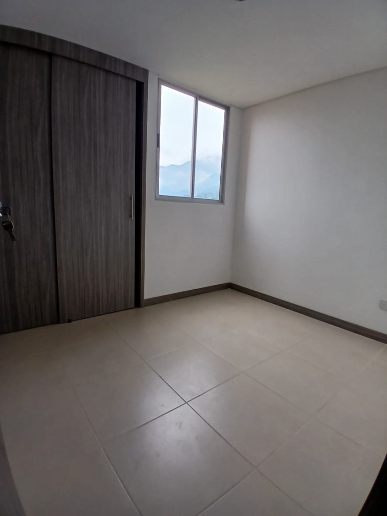 Apartamento en arriendo en La Ferreria, La Estrella · foto 10 de 13