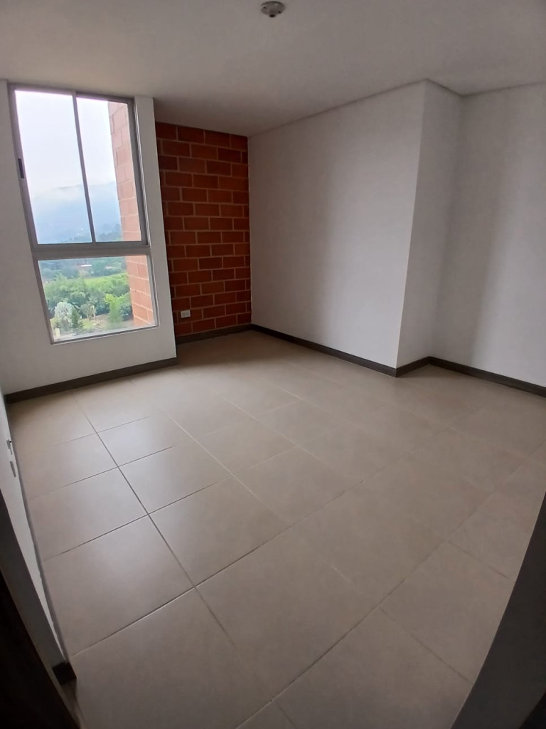 Apartamento en arriendo en La Ferreria, La Estrella · foto 11 de 13
