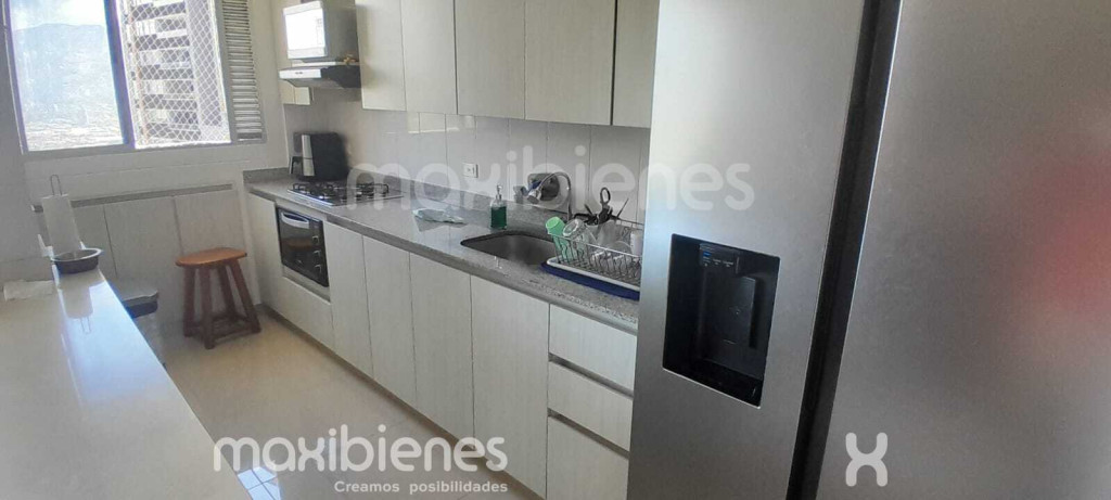 Apartamento en venta en Suramérica, Itagüí · foto 4 de 12