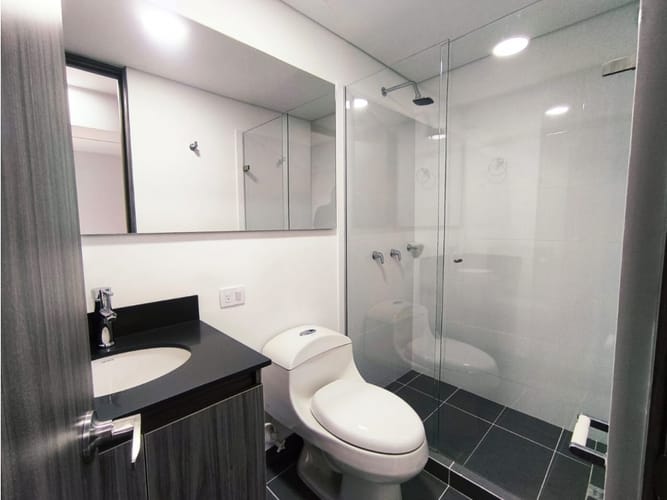 Apartamento de 2 alcobas en arriendo en Vía Las Palmas, Medellín, 65 m² · foto 15 de 17