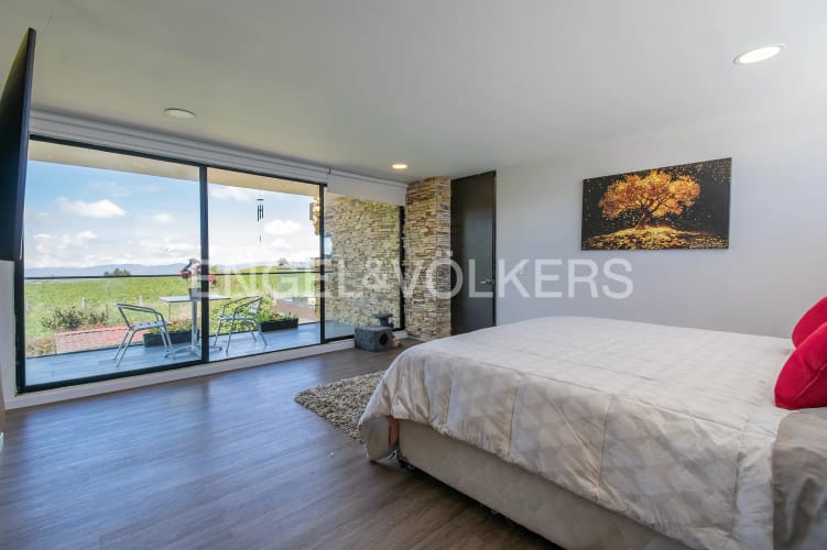 Casa de 4 alcobas en arriendo en Yerbabuena, Sopó, 360 m² · foto 11 de 20
