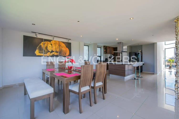 Casa de 4 alcobas en arriendo en Yerbabuena, Sopó, 360 m² · foto 6 de 20