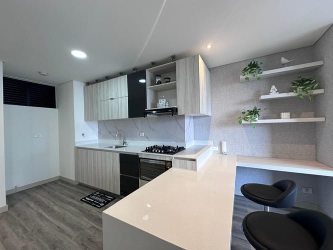 Apartamento de 1 alcoba en arriendo en El Poblado, Medellín, 57 m² · foto 5 de 16