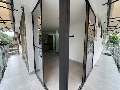 Apartamento de 3 alcobas en arriendo en La Castellana, Medellín, 55 m² · foto 2 de 24