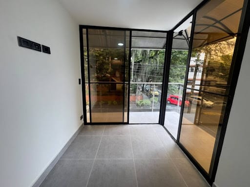 Apartamento de 3 alcobas en arriendo en La Castellana, Medellín, 55 m² · foto 17 de 24