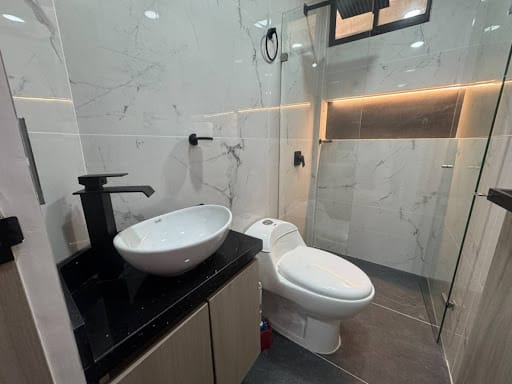 Apartamento de 3 alcobas en arriendo en La Castellana, Medellín, 55 m² · foto 22 de 24