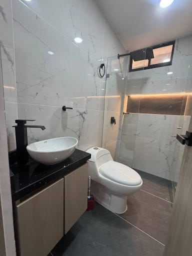 Apartamento de 3 alcobas en arriendo en La Castellana, Medellín, 55 m² · foto 23 de 24