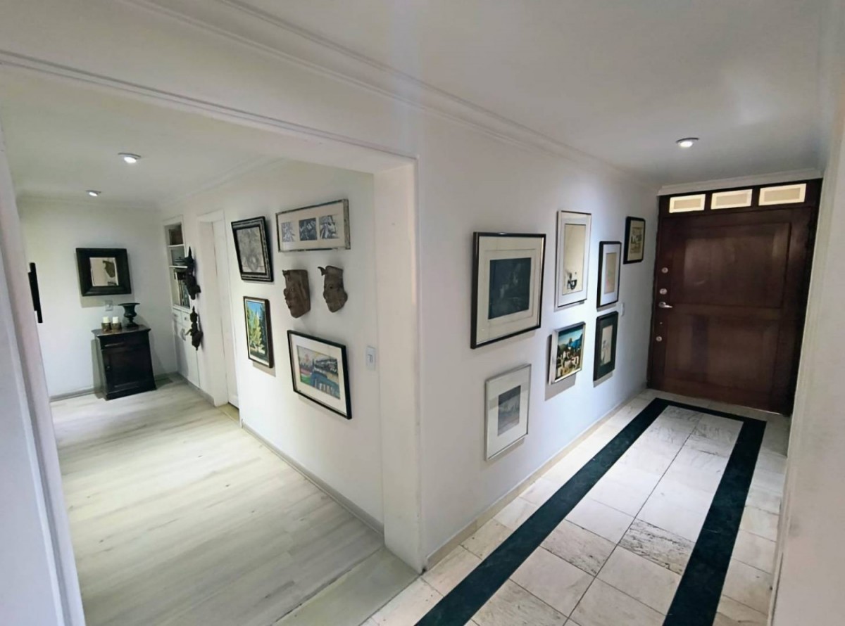 Apartamento en venta en Chico Norte, Bogotá · foto 4 de 24