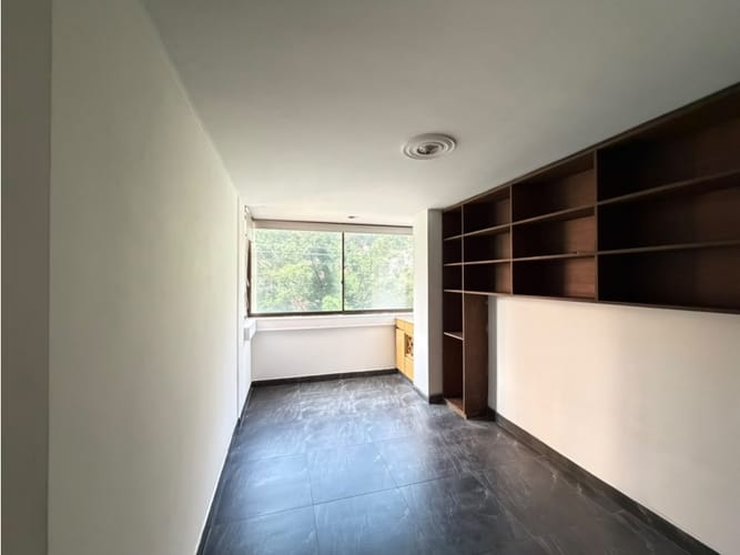 Apartamento de 4 alcobas en arriendo en Laureles, Medellín, 144 m² · foto 13 de 24