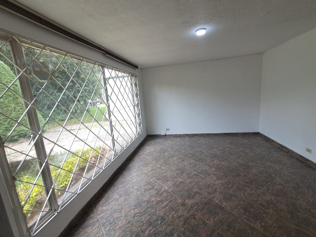 Casa en venta en Polo Club, Bogotá · foto 3 de 16