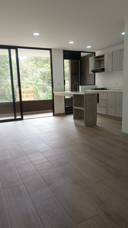 Apartamento de 2 alcobas en arriendo en Santa Elena, El Retiro, 86 m² · foto 3 de 21