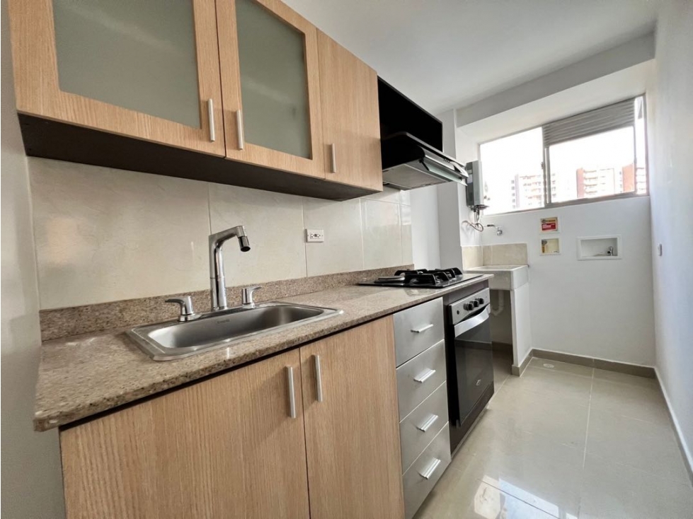 Apartamento en Arriendo en Loma de los bernal, Medellín