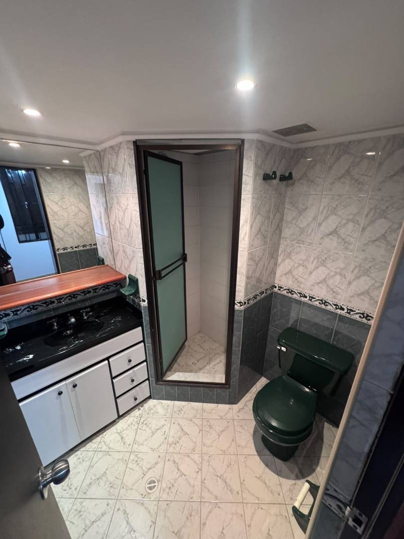 Apartamento en arriendo en Las Ferias, Bogotá · foto 5 de 15