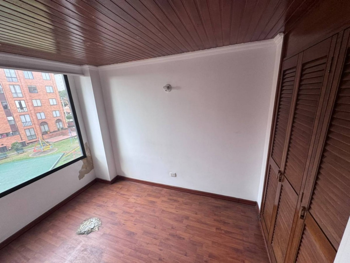 Apartamento en arriendo en Las Ferias, Bogotá · foto 8 de 15