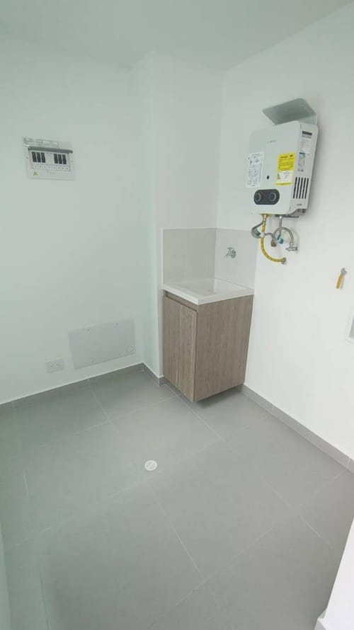 Apartamento de 3 alcobas en arriendo en Pan De Azucar, Sabaneta, 75 m² · foto 6 de 21