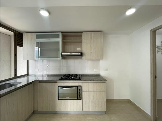 Apartamento de 2 alcobas en arriendo en Pan De Azucar, Sabaneta, 76 m² · foto 2 de 23