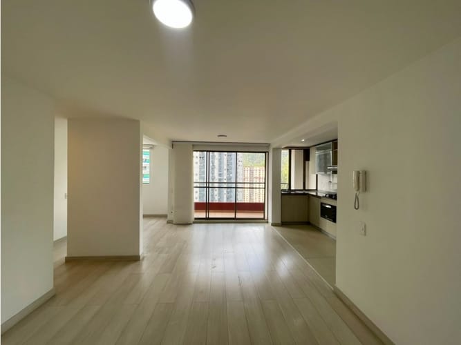 Apartamento de 2 alcobas en arriendo en Pan De Azucar, Sabaneta, 76 m² · foto 3 de 23