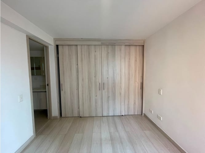 Apartamento de 2 alcobas en arriendo en Pan De Azucar, Sabaneta, 76 m² · foto 10 de 23