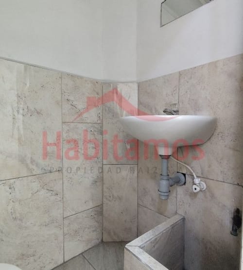 Local en venta en Bolivariana, Medellín, 24 m² · foto 4 de 5
