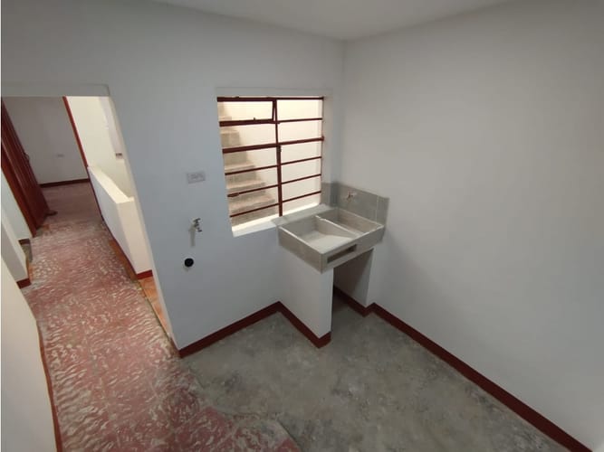Casa de 3 alcobas en venta en Santa Cruz, Medellín, 82 m² · foto 10 de 24