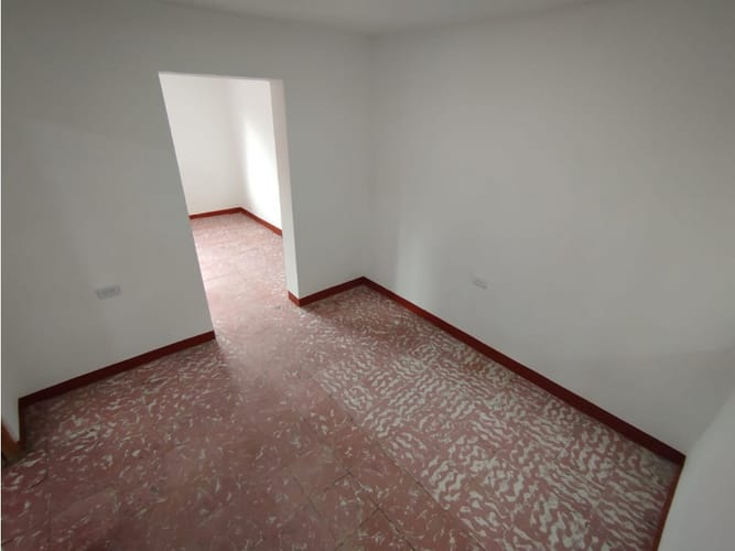 Casa de 3 alcobas en venta en Santa Cruz, Medellín, 82 m² · foto 11 de 24