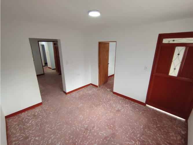 Casa de 3 alcobas en venta en Santa Cruz, Medellín, 82 m² · foto 19 de 24