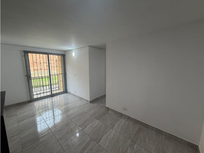 Apartamento de 3 alcobas en arriendo en Ditaires, Sabaneta, 63 m² · foto 6 de 21