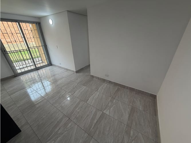 Apartamento de 3 alcobas en arriendo en Ditaires, Sabaneta, 63 m² · foto 16 de 21