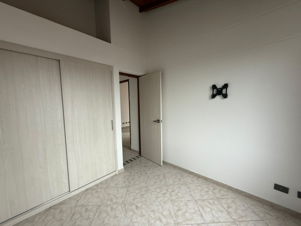 Apartamento en arriendo en Las Palmas, Medellín · foto 7 de 20