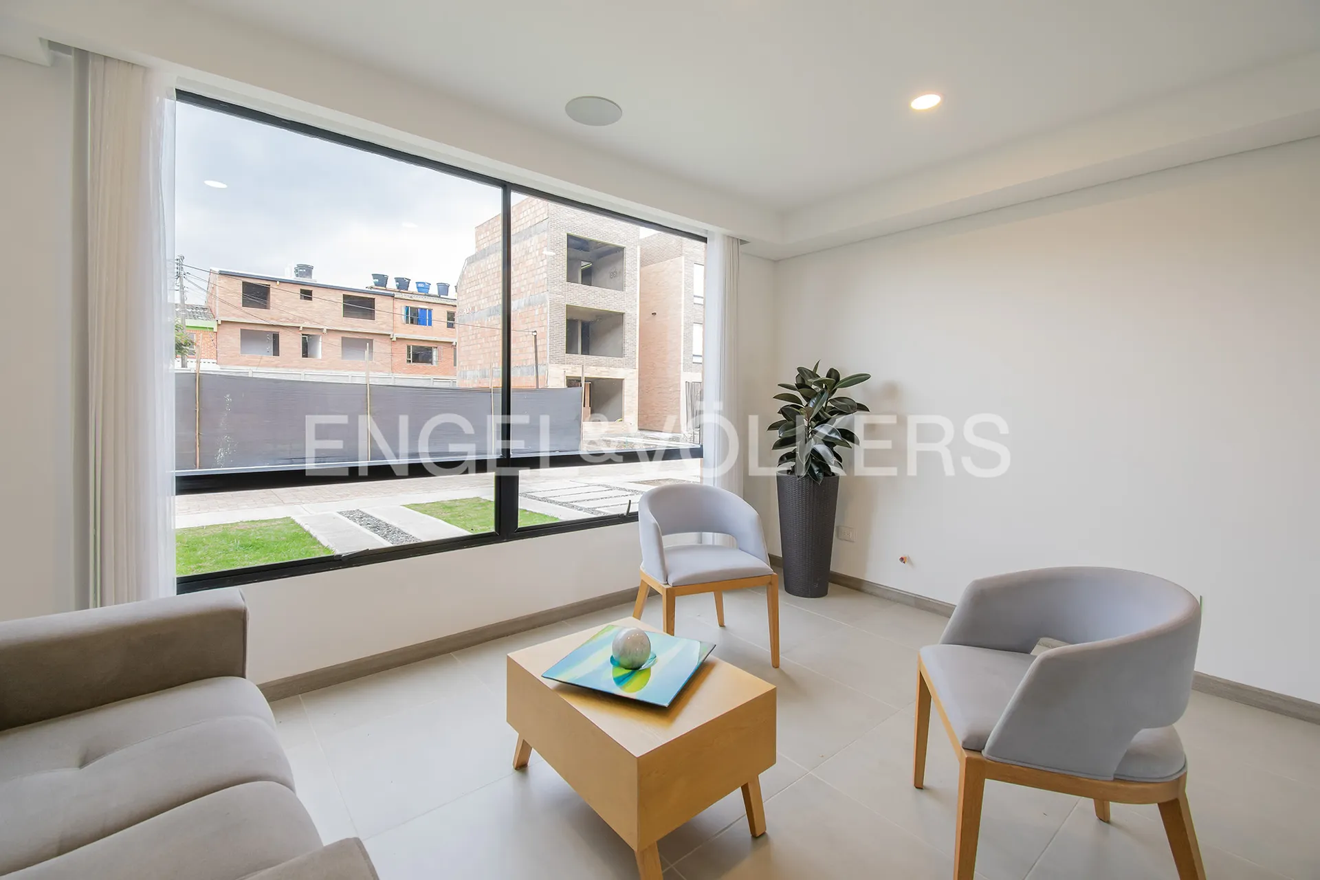 Casa en venta en Centro, Cajicá · foto 2 de 18