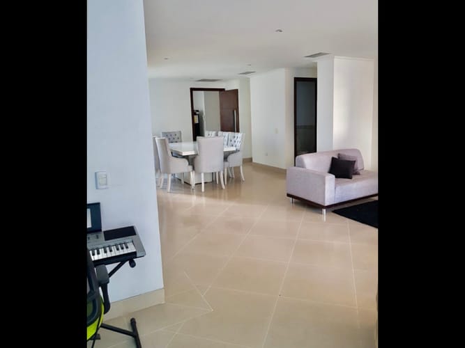 Apartamento de 3 alcobas en venta en La Concepcion, Barranquilla, 210 m² · foto 3 de 12