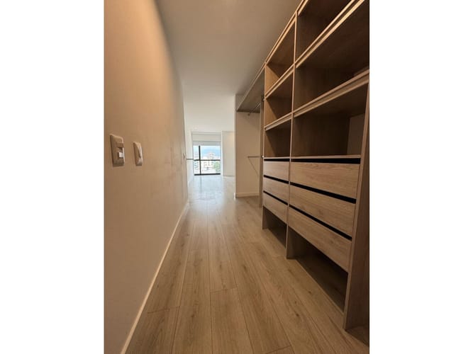 Apartamento de 2 alcobas en venta en Cedritos, Bogotá, 77 m² · foto 9 de 17