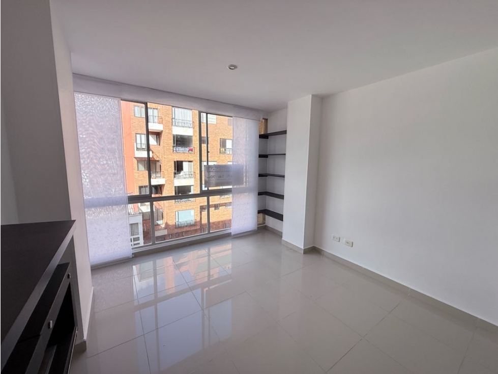 Apartamento en arriendo en Escuela De Infanteria, Bogotá · foto 9 de 20