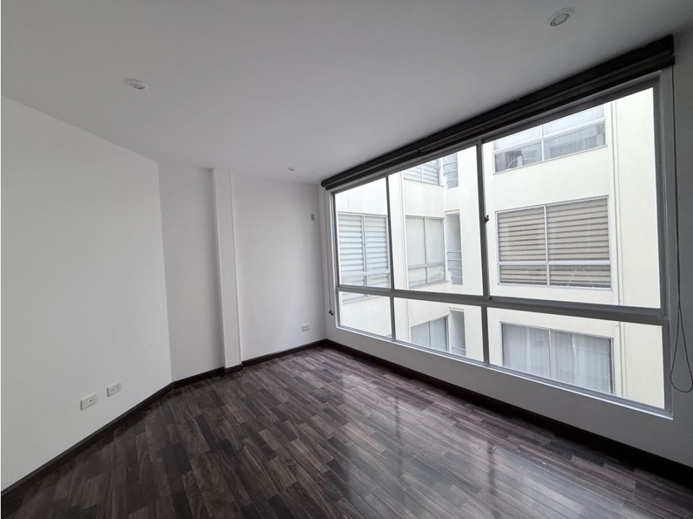 Apartamento en arriendo en Escuela De Infanteria, Bogotá · foto 12 de 20