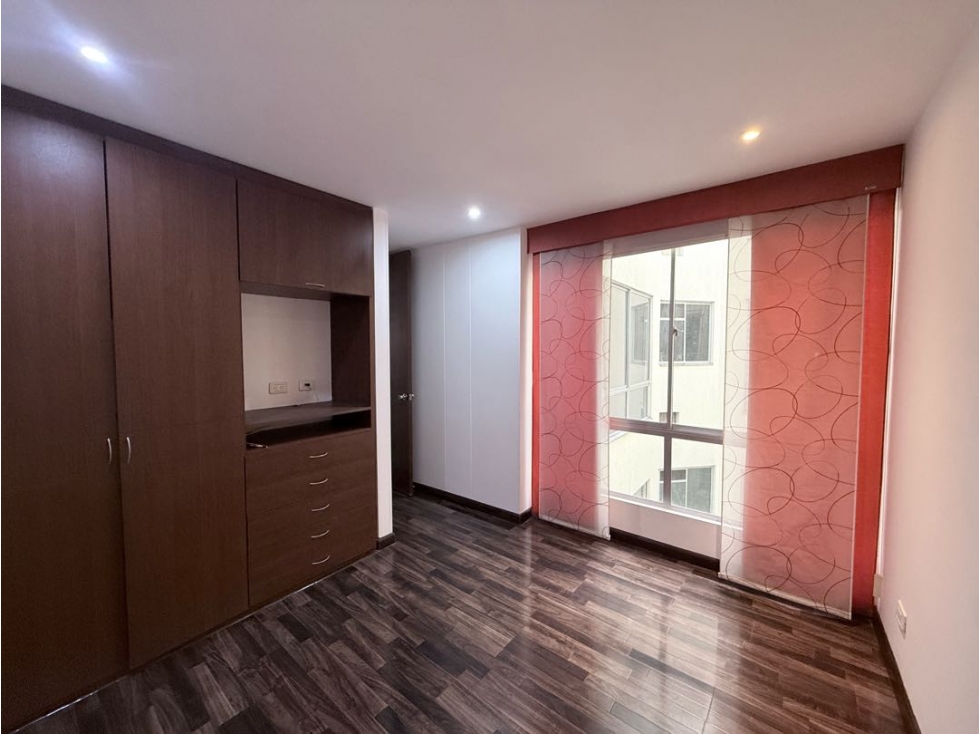 Apartamento en arriendo en Escuela De Infanteria, Bogotá · foto 15 de 20
