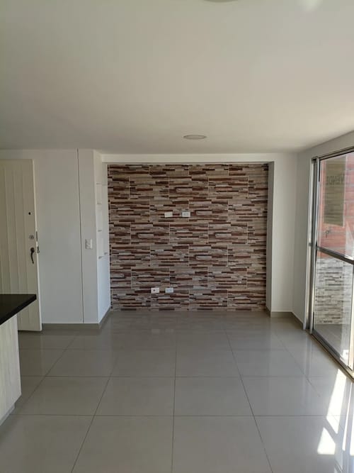 Apartamento de 3 alcobas en arriendo en Asentamiento La Orquidea, Bello, 54 m² · foto 2 de 10